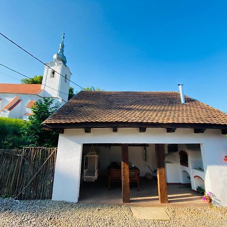 Slow Living Cottage, Dobolii De Sus Exterior foto