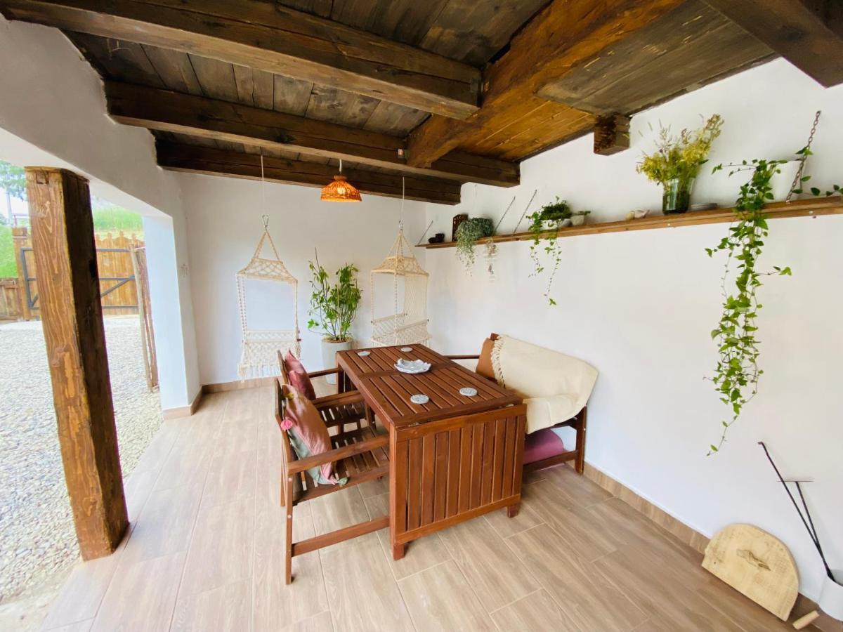 Slow Living Cottage, Dobolii De Sus Exterior foto